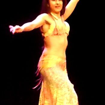 Nuzha Danza Oriental