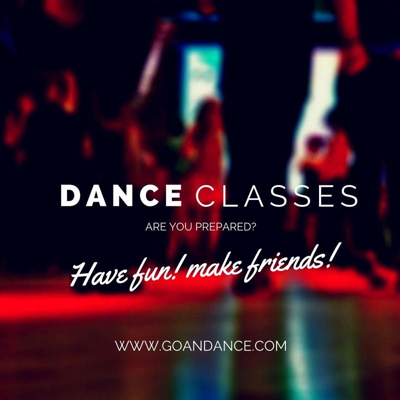 Prepara tus clases de baile, haz amigos y pásalo bien